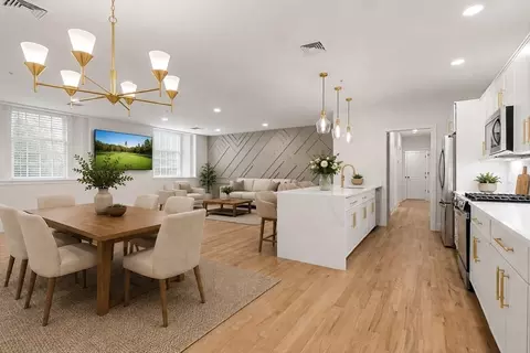 391 Walnut St #5, Newton, MA 02460