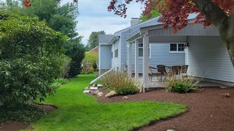 294 Great Plain Ave, Needham, MA 02492 photo 31