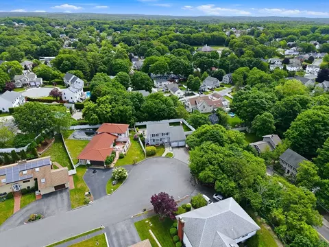 12 Thomas Cir, Stoneham, MA 02180 photo 30