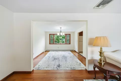 12 Thomas Cir, Stoneham, MA 02180 photo 7