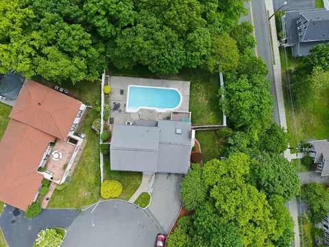12 Thomas Cir, Stoneham, MA 02180 photo 29