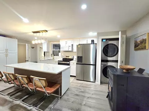 81 Limerick St, Gardner, MA 01440 photo 9
