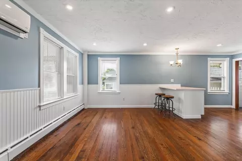 Living - 11 Everett Ave, Webster, MA 01570 photo 3 of 4