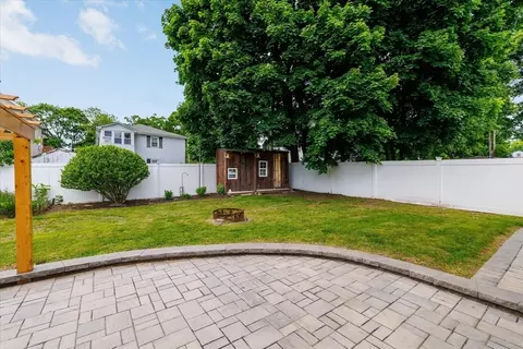 Exterior - 11 Everett Ave, Webster, MA 01570 photo 4 of 8