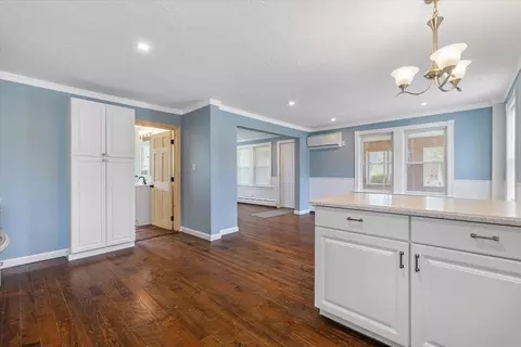 Entry Way - 11 Everett Ave, Webster, MA 01570 photo 3 of 4