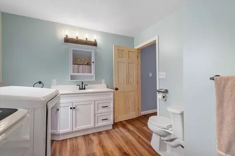 Bath - 11 Everett Ave, Webster, MA 01570 photo 1 of 1