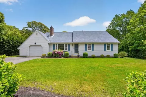 60 Sarah Maker Ln, Brewster, MA 02631