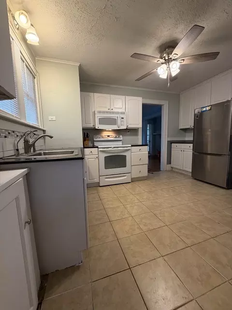 Kitchen - 16 Fenimore Blvd, Springfield, MA 01108 photo 2 of 2
