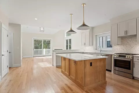 18 Talbot Ln #18, Reading, MA 01867 photo 5
