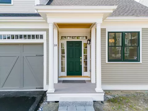 18 Talbot Ln #18, Reading, MA 01867 photo 3