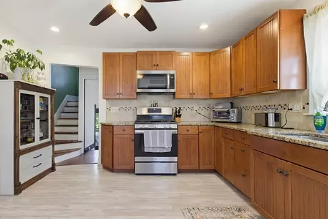 63 Stedman St, Chicopee, MA 01013 photo 8