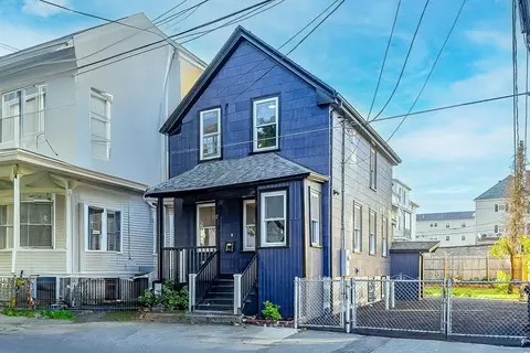 17 Scott St, New Bedford, MA 02744