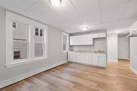 86-92 Hamilton St, Worcester, MA 01604 photo 13