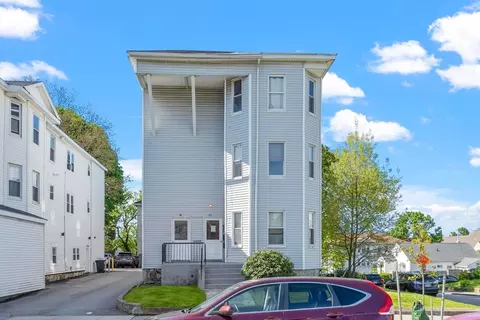 86-92 Hamilton St, Worcester, MA 01604 photo 5