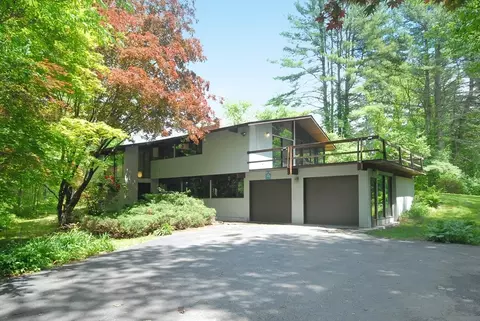 131 Nowell Farme Rd, Carlisle, MA 01741