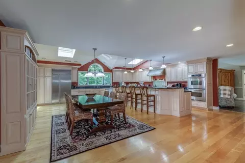 Kitchen - 3 Aberdeen St, Windham, NH 03087 photo 7 of 7