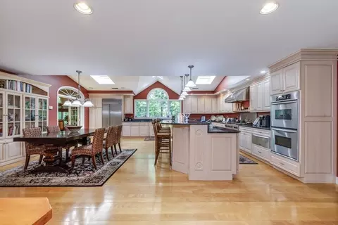 Kitchen - 3 Aberdeen St, Windham, NH 03087 photo 3 of 7
