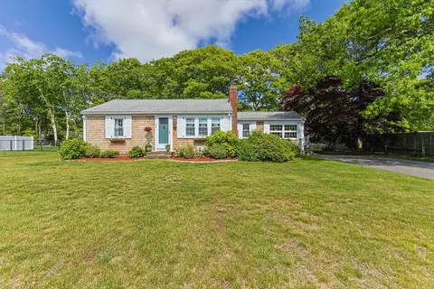 56 Crowes Purchase Rd, Yarmouth, MA 02673
