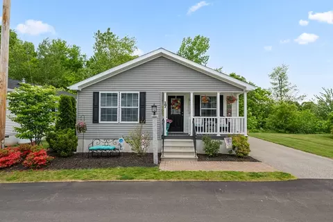 17 Lantern Ln, Rutland, MA 01543