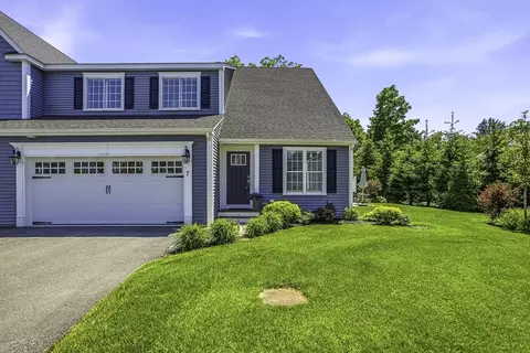 7 Cain Cir #7, Southborough, MA 01772