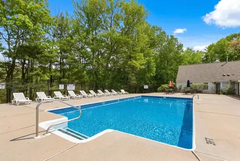 400 Brookside Dr #E, Andover, MA 01810 photo 39