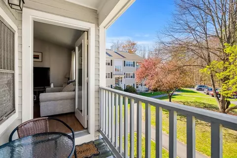 400 Brookside Dr #E, Andover, MA 01810 photo 33