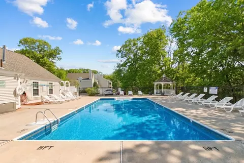 400 Brookside Dr #E, Andover, MA 01810 photo 38