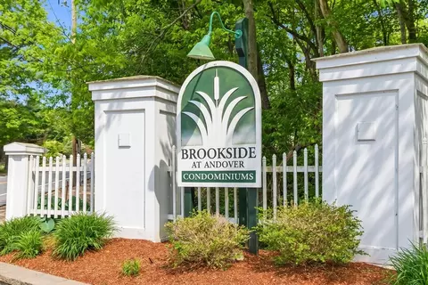 400 Brookside Dr #E, Andover, MA 01810 photo 42