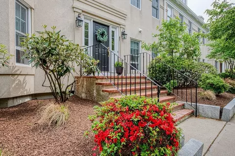 47 Tilden Commons Dr #47, Quincy, MA 02171