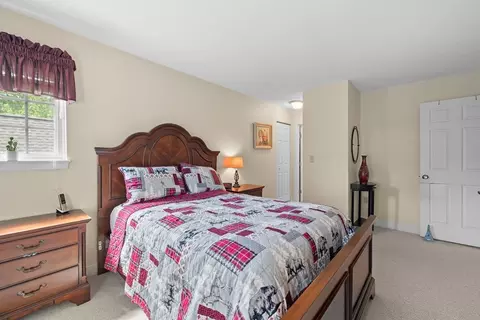 Bedroom - 700 Brookside Dr #J, Andover, MA 01810 photo 2 of 3