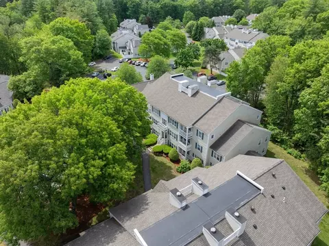 View/Area - 700 Brookside Dr #J, Andover, MA 01810 photo 8 of 9