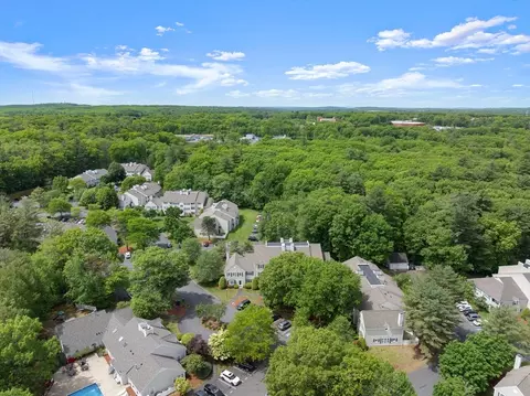 View/Area - 700 Brookside Dr #J, Andover, MA 01810 photo 6 of 9