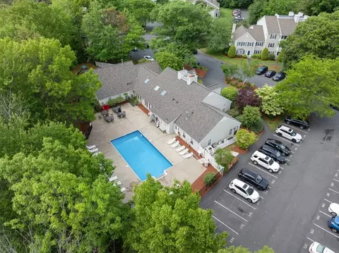 View/Area - 700 Brookside Dr #J, Andover, MA 01810 photo 1 of 9