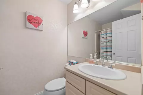 Bath - 700 Brookside Dr #J, Andover, MA 01810 photo 2 of 2