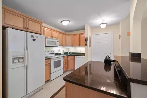 Kitchen - 700 Brookside Dr #J, Andover, MA 01810 photo 1 of 3