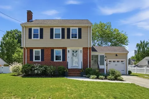 13 Alden Rd, Weymouth, MA 02188