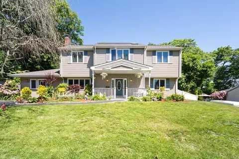 12 Emerson St, Natick, MA 01760