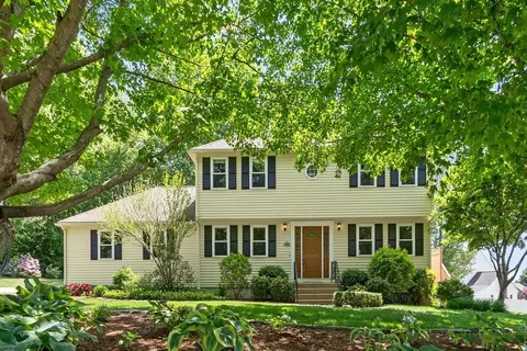 141 Will Thompson Way, Fitchburg, MA 01420