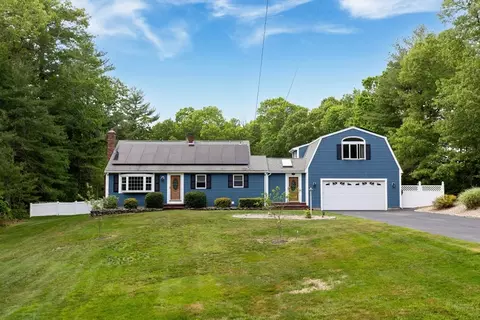 244-244 A Holmes St, Halifax, MA 02338