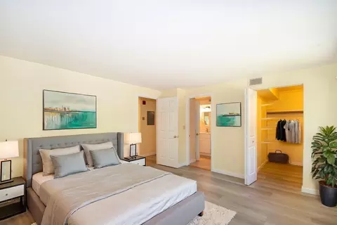 Bedroom - 10 Beals Cove Rd #C, Hingham, MA 02043 photo 3 of 4