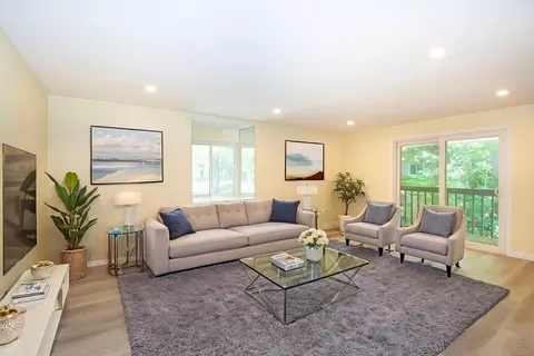Living - 10 Beals Cove Rd #C, Hingham, MA 02043 photo 3 of 6