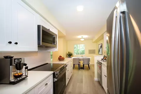 Kitchen - 10 Beals Cove Rd #C, Hingham, MA 02043 photo 1 of 4