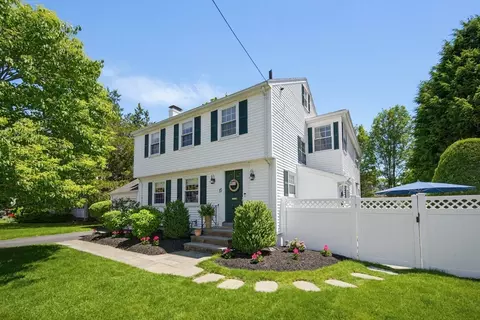 15 Lancaster Rd, Needham, MA 02492