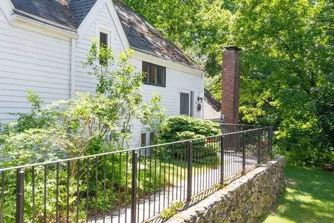 50 Todd Pond Rd #50, Lincoln, MA 01773