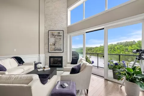 60 Merrimac #506, Amesbury, MA 01913