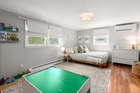 Bedroom - 21 Randall Rd, Maynard, MA 01754 photo 4 of 5