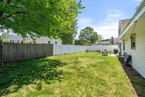 Exterior - 21 Randall Rd, Maynard, MA 01754 photo 4 of 5