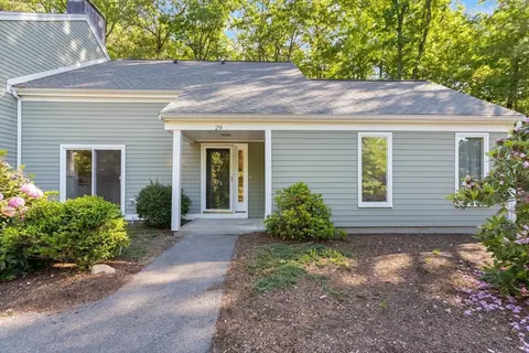 29 Fifer Ln #29, Lexington, MA 02420