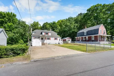 Exterior - 12 Gerrish Ave, Dracut, MA 01826 photo 5 of 5
