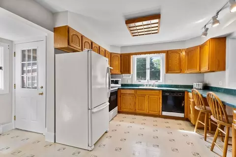 Kitchen - 12 Gerrish Ave, Dracut, MA 01826 photo 5 of 5